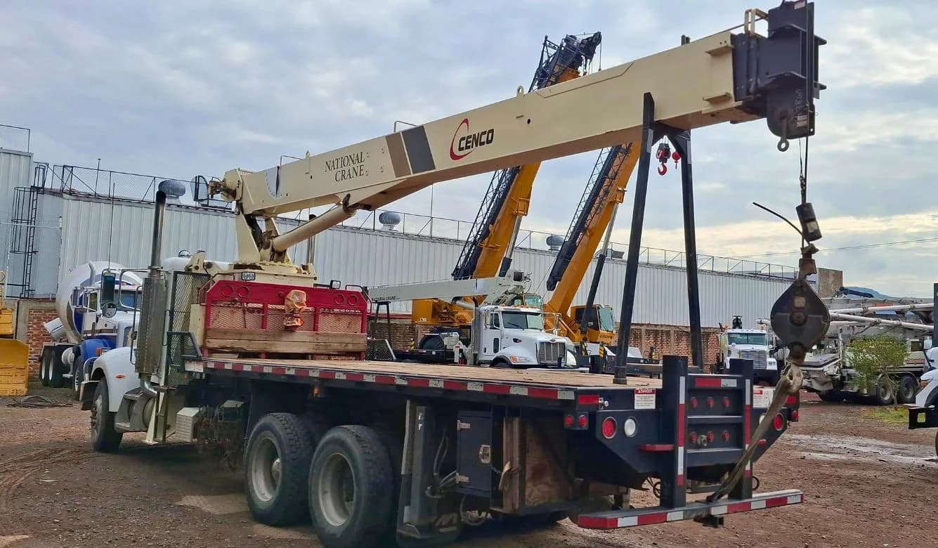 Grúa Titán 20 toneladas National Crane 600E en venta 4