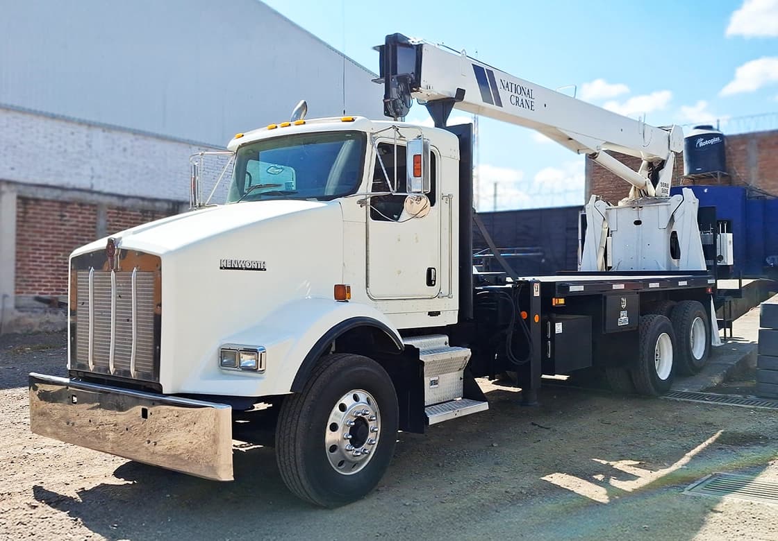 National Crane 18 TN