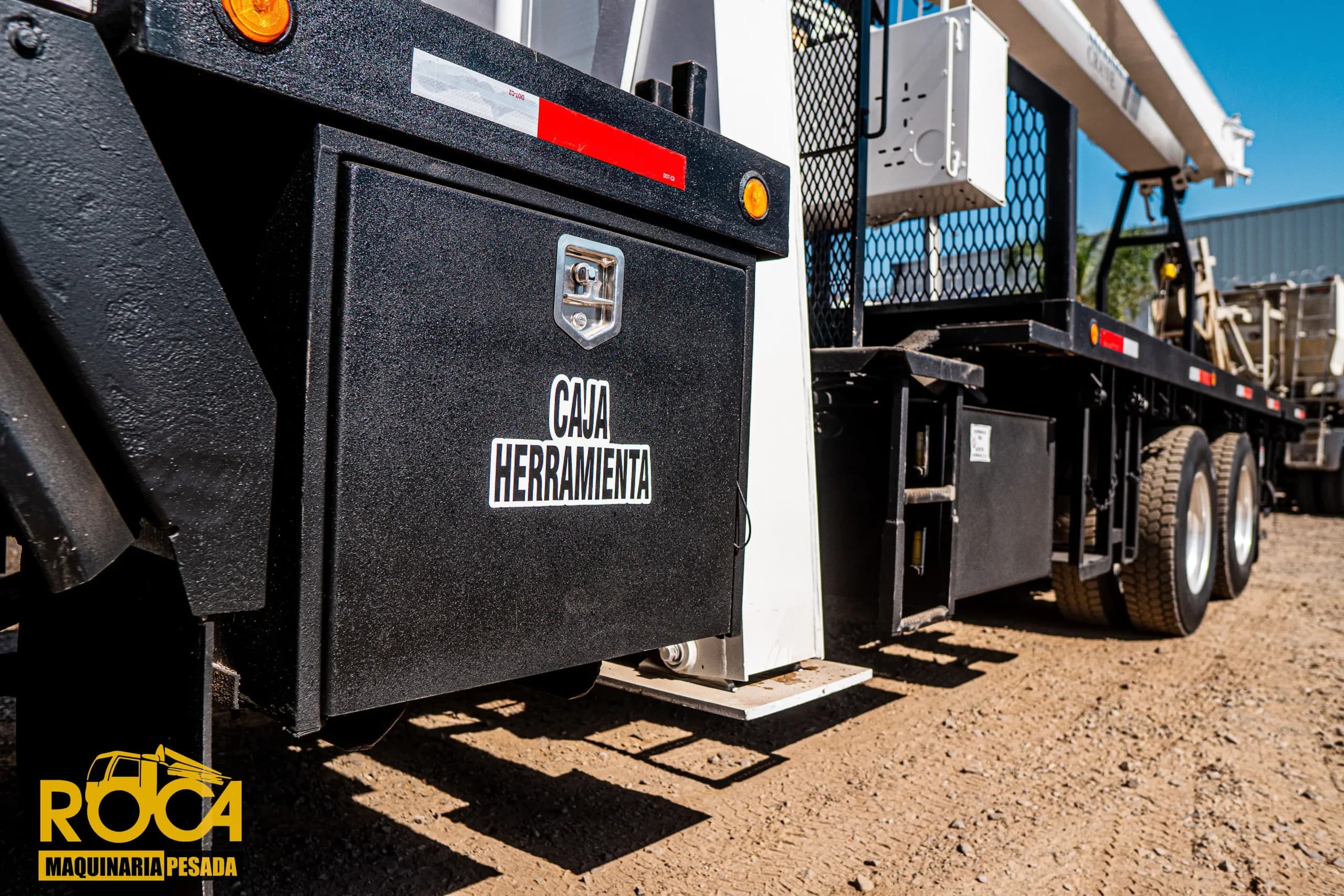 National Crane 27 TN 2