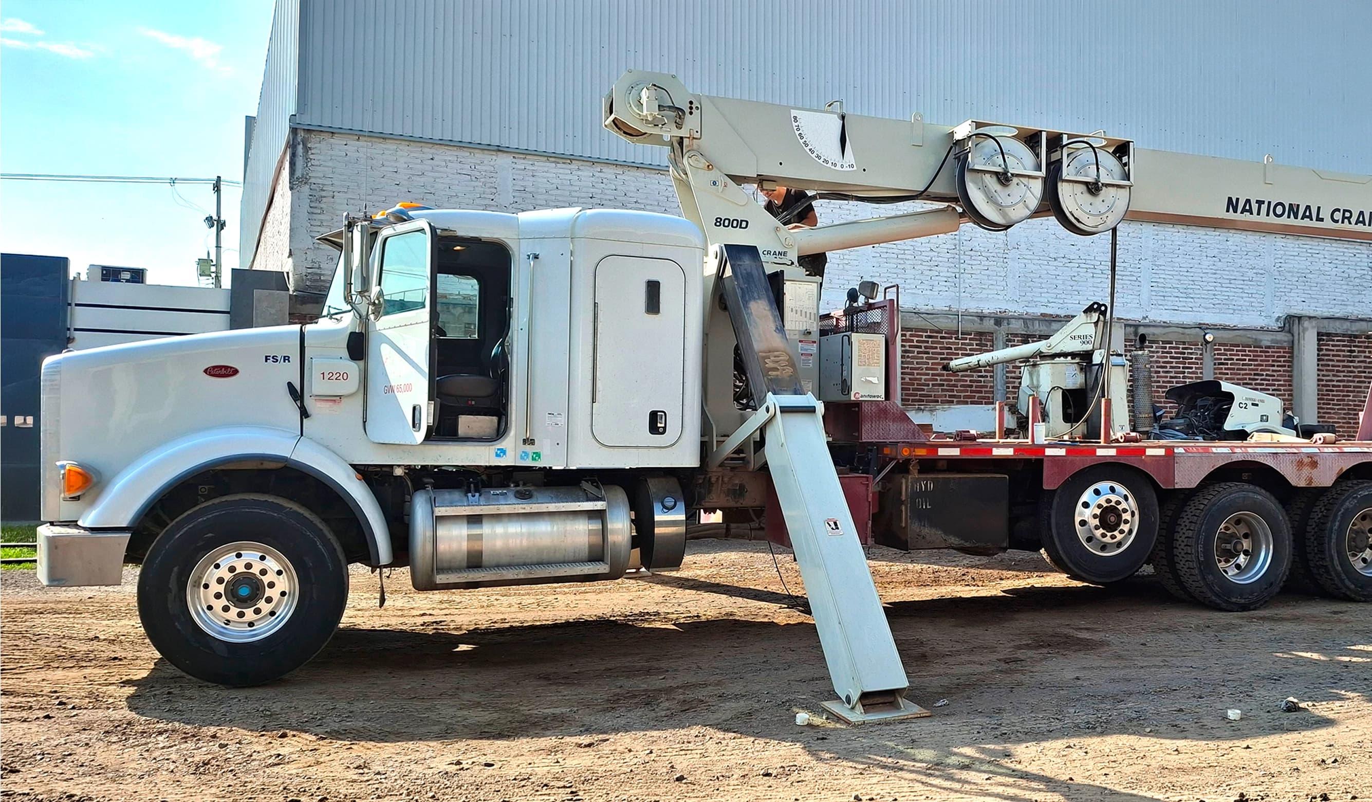 National Crane by Manitowoc 23 TN
