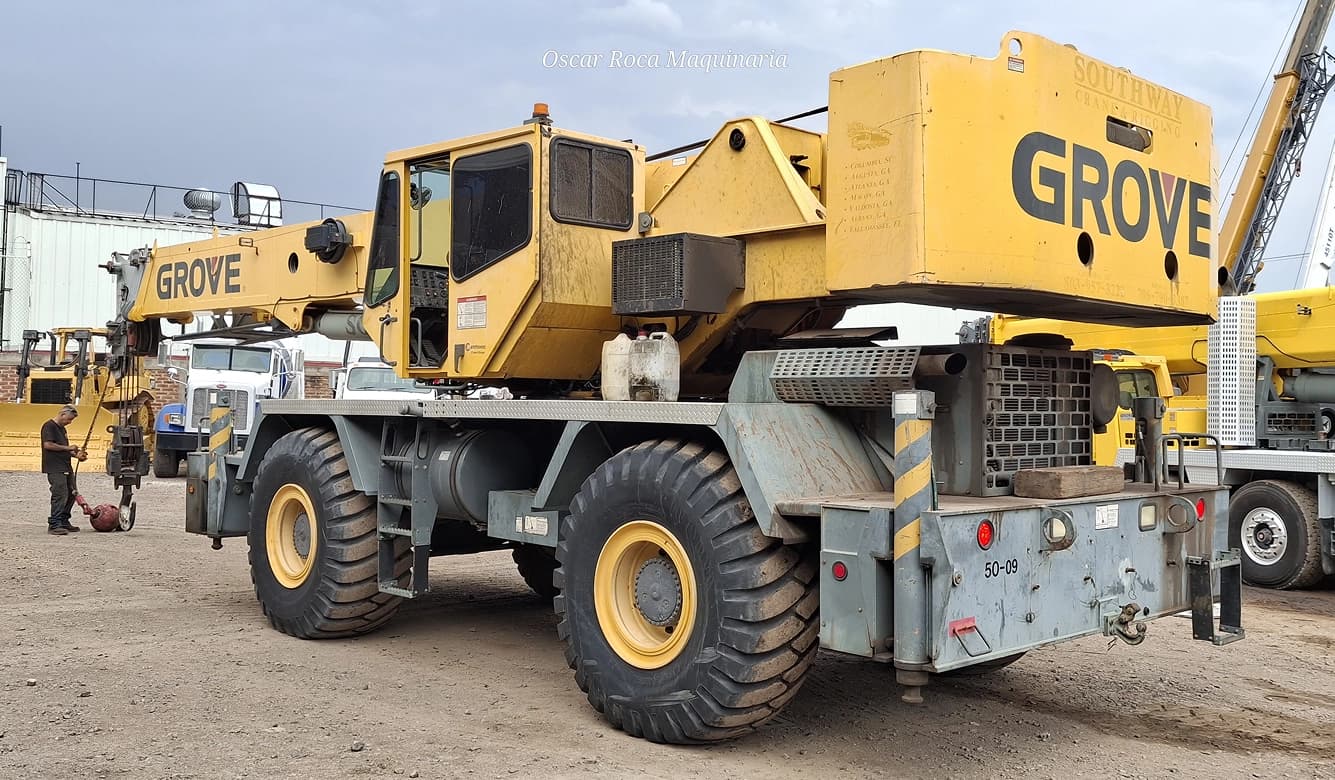 Grove RT600E 3