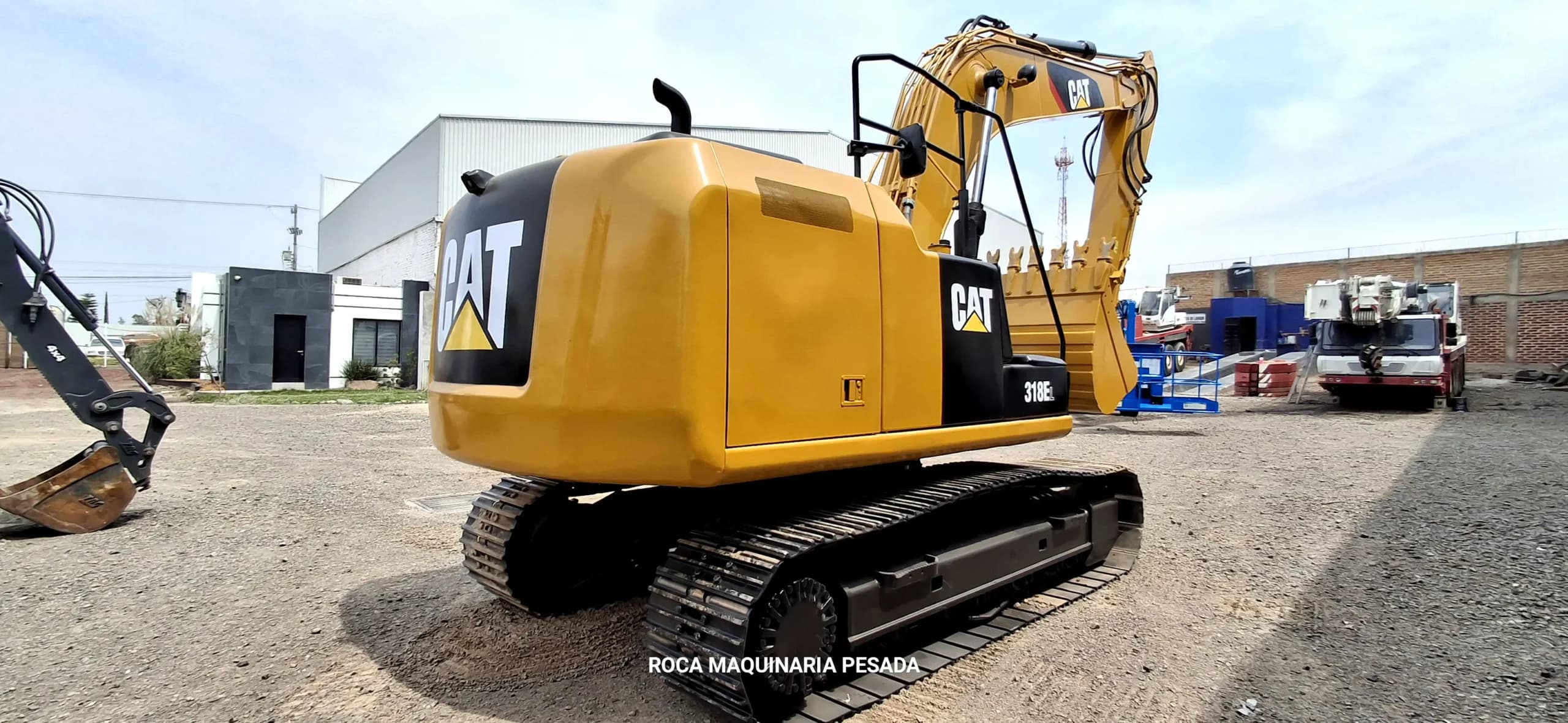 Excavadora Caterpillar 318E 5