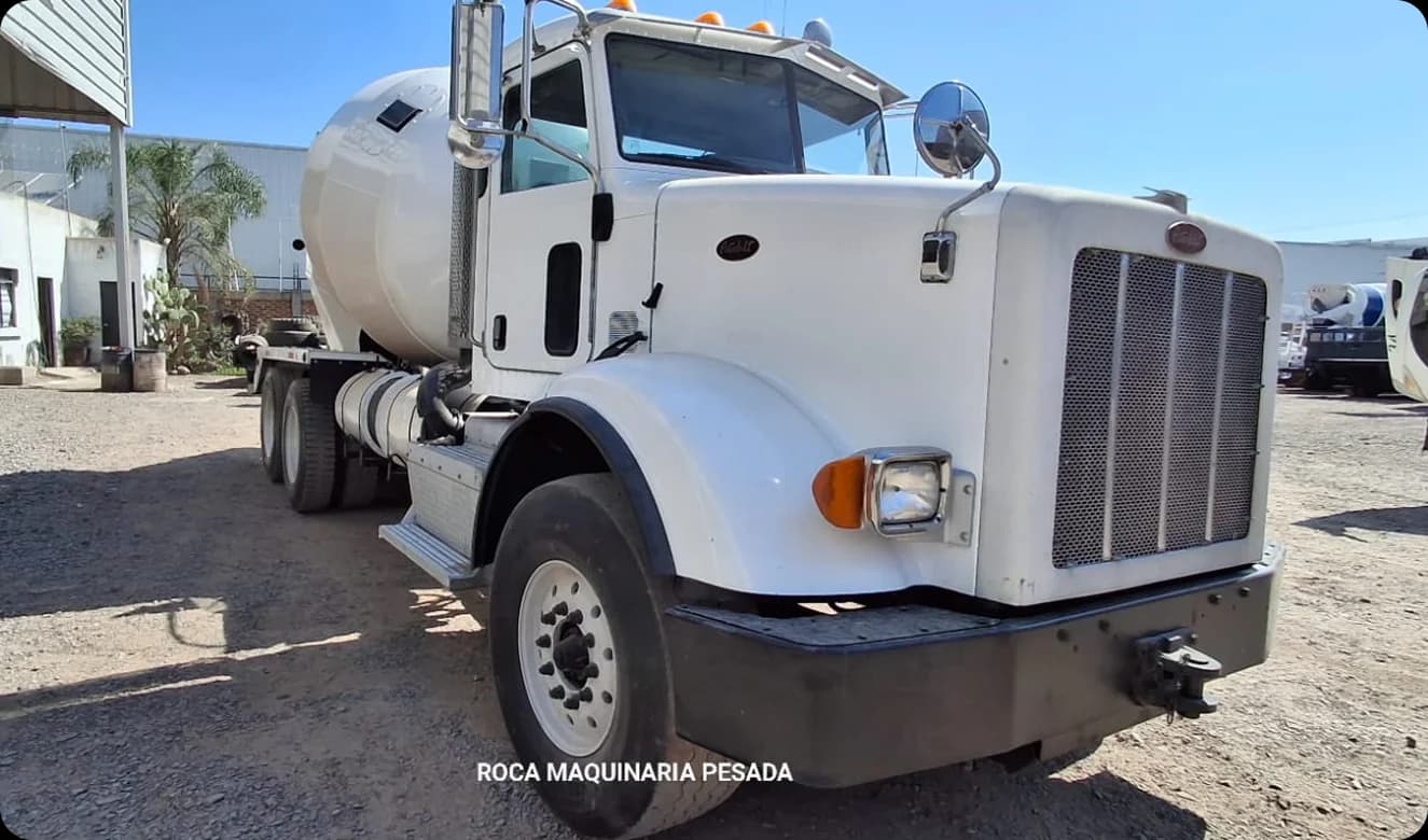 Olla Revolvedora Peterbilt 3