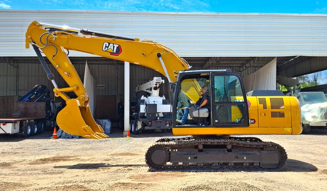 Excavadora CAT 320D 3 GC